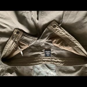 Size 6 Kuhl hiking pants